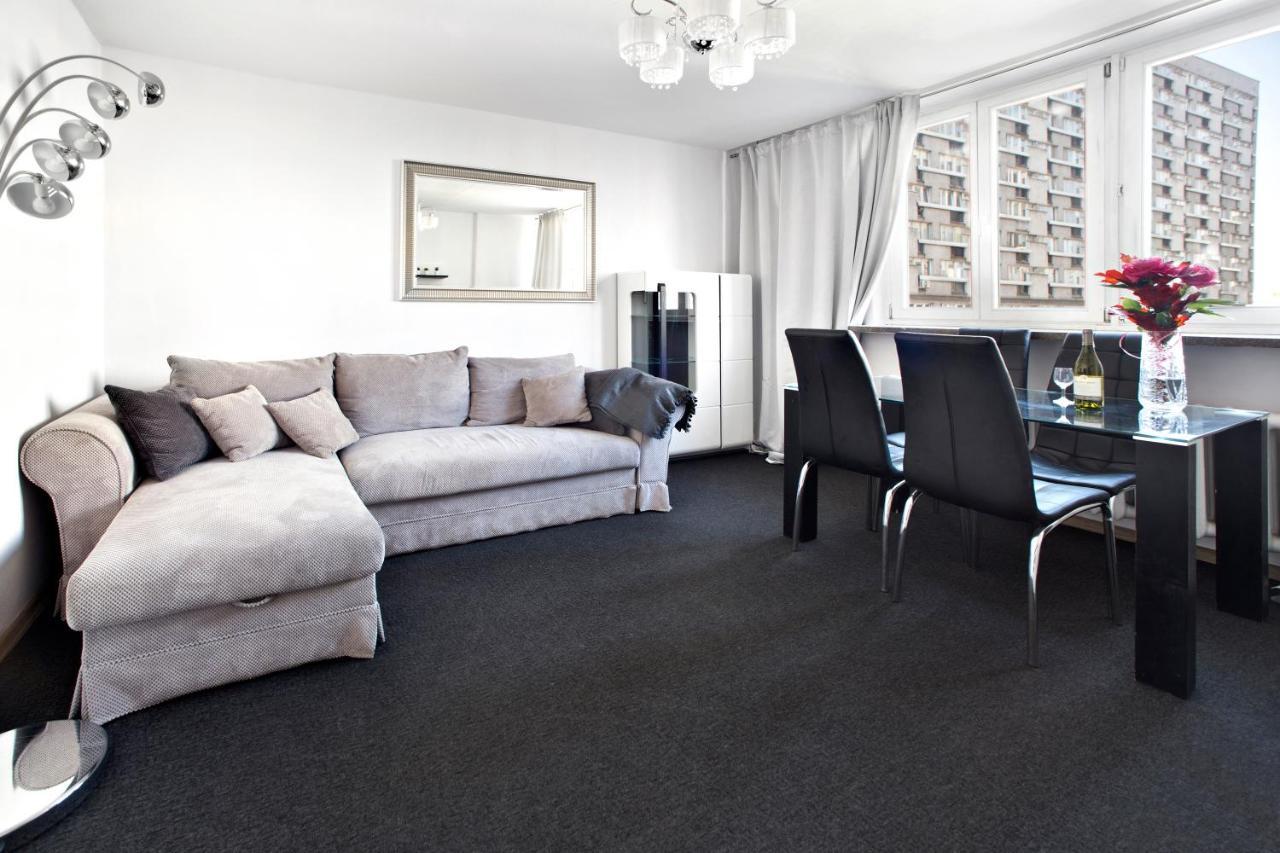 P&O City Center Apartments Варшава Екстериор снимка