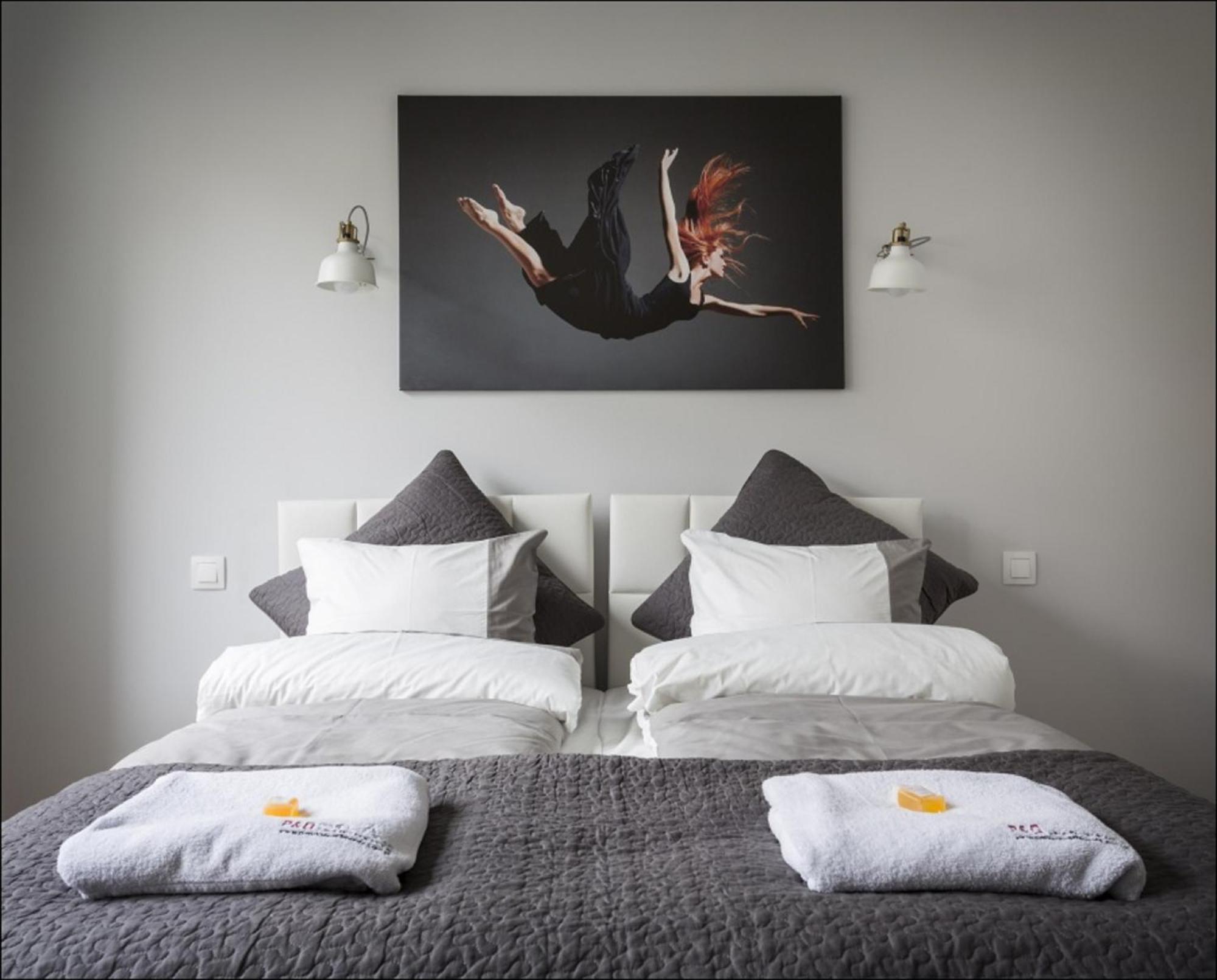 P&O City Center Apartments Варшава Екстериор снимка