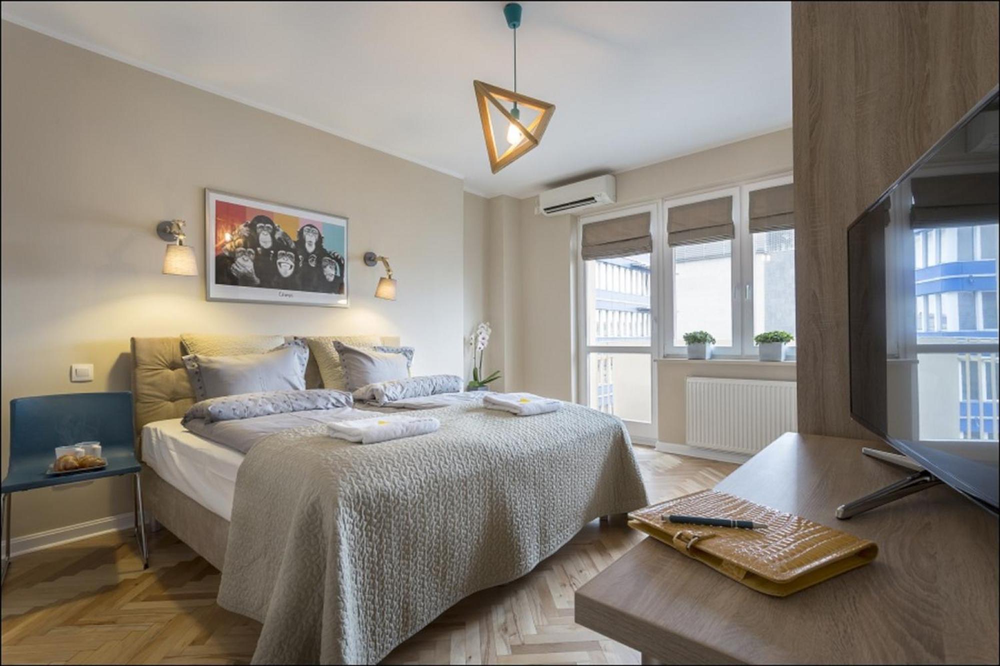 P&O City Center Apartments Варшава Екстериор снимка